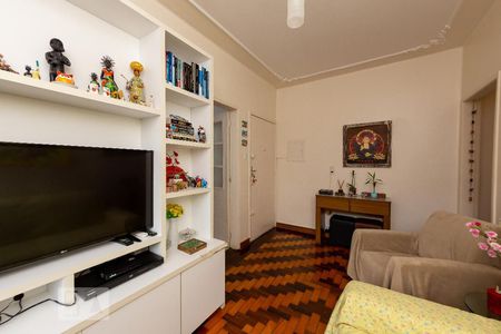 Apartamento à venda com 76m², 2 quartos e sem vagaSala