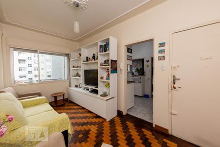 Apartamento à venda com 76m², 2 quartos e sem vagaSala