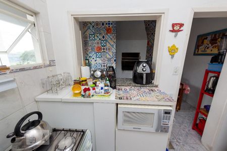Apartamento à venda com 76m², 2 quartos e sem vagaCozinha