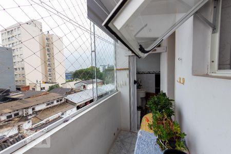 Apartamento à venda com 76m², 2 quartos e sem vagaÁrea de Serviço