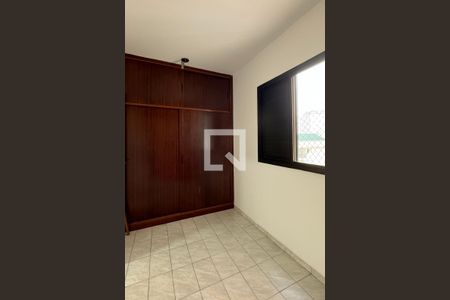 Apartamento à venda com 120m², 3 quartos e 2 vagasQuarto de Serviço