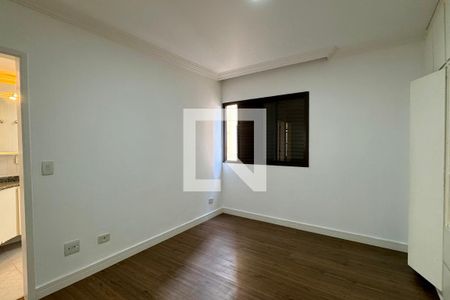 Apartamento à venda com 120m², 3 quartos e 2 vagasSuíte 1