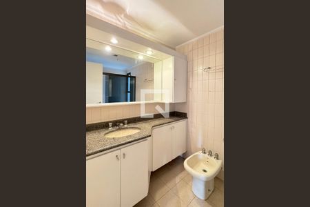 Apartamento à venda com 120m², 3 quartos e 2 vagasBanheiro Corredor