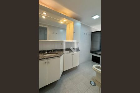 Apartamento à venda com 120m², 3 quartos e 2 vagasBanheiro da Suíte 1