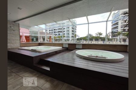 Apartamento à venda com 189m², 3 quartos e 3 vagas Apartamento à venda com 189m², 3 quartos e 3 vagasÁrea comum - sauna