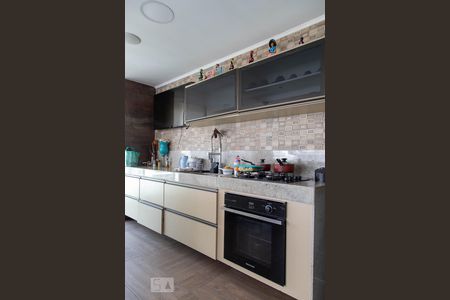 Apartamento à venda com 189m², 3 quartos e 3 vagas Apartamento à venda com 189m², 3 quartos e 3 vagasVaranda gourmet