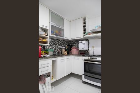 Apartamento à venda com 189m², 3 quartos e 3 vagas Apartamento à venda com 189m², 3 quartos e 3 vagasCozinha