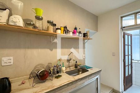 Apartamento para alugar com 93m², 2 quartos e 1 vagaCozinha