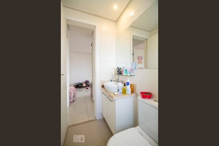 Apartamento à venda com 67m², 2 quartos e 2 vagas Apartamento à venda com 67m², 2 quartos e 2 vagasBanheiro