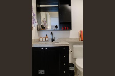 Studio à venda com 42m², 1 quarto e sem vagaBanheiro