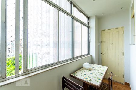 Área de Serviço de apartamento para alugar com 3 quartos, 100m² em Ingá, Niterói