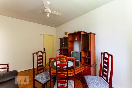 Sala de apartamento para alugar com 3 quartos, 100m² em Ingá, Niterói