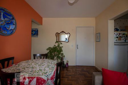 Apartamento à venda com 57m², 2 quartos e sem vaga Apartamento à venda com 57m², 2 quartos e sem vagaSala