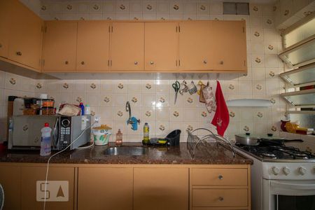 Apartamento à venda com 57m², 2 quartos e sem vaga Apartamento à venda com 57m², 2 quartos e sem vagaCozinha