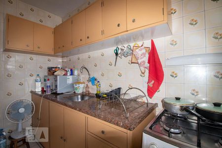 Apartamento à venda com 57m², 2 quartos e sem vaga Apartamento à venda com 57m², 2 quartos e sem vagaCozinha