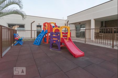 Apartamento para alugar com 43m², 2 quartos e 1 vaga Apartamento para alugar com 43m², 2 quartos e 1 vagaÁrea Comum - Playground