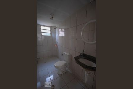 Banheiro de apartamento para alugar com 2 quartos, 50m² em Presidente Médici, Ribeirão Preto