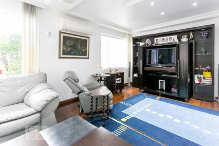 Sala de casa à venda com 5 quartos, 484m² em Vila Madalena, São Paulo