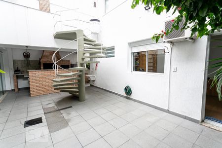 Casa à venda com 484m², 5 quartos e 3 vagasQuintal