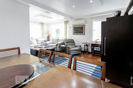 Sala de casa à venda com 5 quartos, 484m² em Vila Madalena, São Paulo