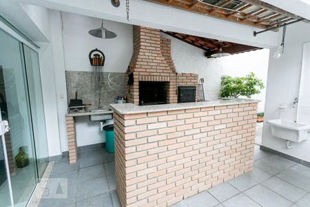 Casa à venda com 484m², 5 quartos e 3 vagasChurrasqueira