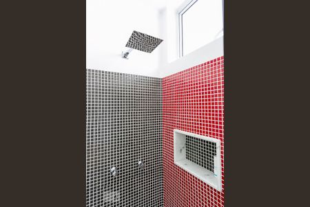 Casa à venda com 484m², 5 quartos e 3 vagasBanheiro da Suite 2