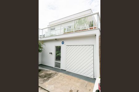 Casa à venda com 484m², 5 quartos e 3 vagasFachada