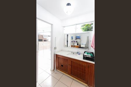 Casa à venda com 484m², 5 quartos e 3 vagasQuarto de Serviço