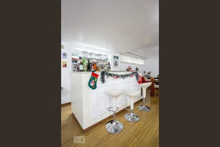 Casa à venda com 484m², 5 quartos e 3 vagasSalão de Festas