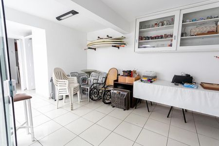 Casa à venda com 484m², 5 quartos e 3 vagasSalão de Festas da Churrasqueira