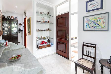 Hall de Entrada de casa à venda com 5 quartos, 484m² em Vila Madalena, São Paulo