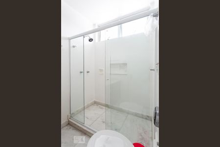 Casa à venda com 484m², 5 quartos e 3 vagasBanheiro da Suite 1