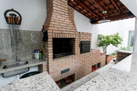 Casa à venda com 484m², 5 quartos e 3 vagasChurrasqueira