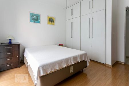 Casa à venda com 484m², 5 quartos e 3 vagasSuite 2