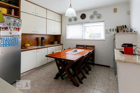 Casa à venda com 484m², 5 quartos e 3 vagasCopa