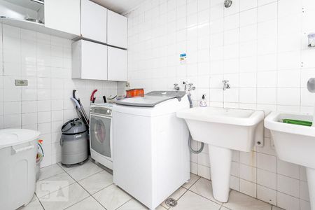 Casa à venda com 484m², 5 quartos e 3 vagasÁrea de Serviço