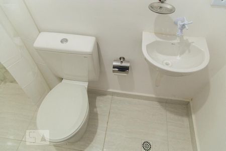 Apartamento para alugar com 40m², 2 quartos e sem vagaBanheiro - Detalhe