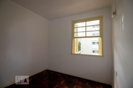 Quarto 1 de apartamento para alugar com 2 quartos, 95m² em São Geraldo, Porto Alegre