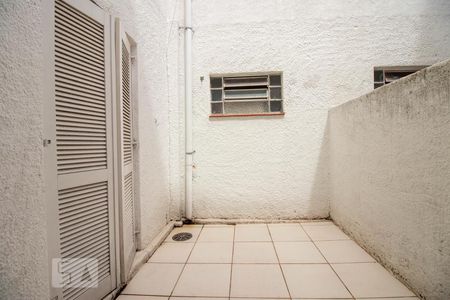 Apartamento para alugar com 95m², 2 quartos e sem vaga Apartamento para alugar com 95m², 2 quartos e sem vagaÁrea de Serviço - Varanda