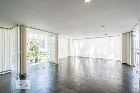 Apartamento à venda com 70m², 2 quartos e 1 vagaÁrea comum - Salão de festas