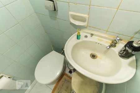 Apartamento à venda com 70m², 2 quartos e 1 vagaBanheiro de Serviço 