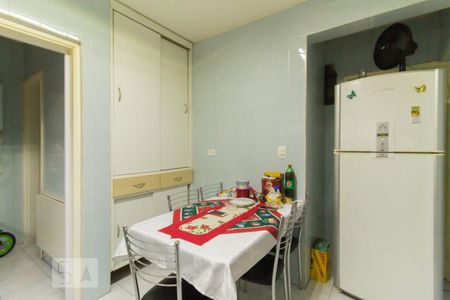 Apartamento à venda com 70m², 2 quartos e 1 vagaCozinha 