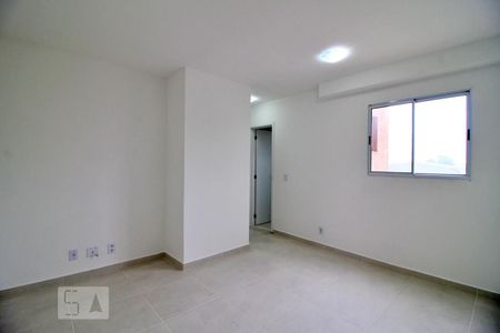 Sala de Apartamento com 2 quartos, 43m² Vila Tibirica
