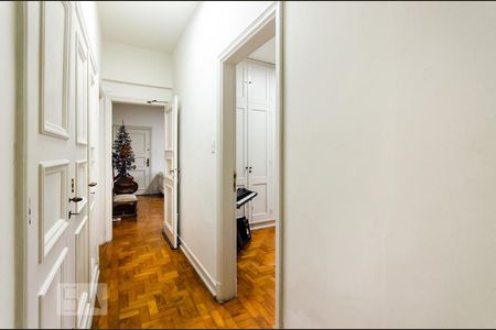 Apartamento para alugar com 153m², 4 quartos e 1 vagaCorredor