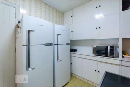 Apartamento para alugar com 153m², 4 quartos e 1 vagaCozinha