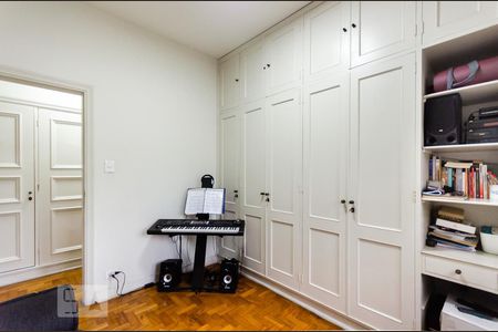 Apartamento para alugar com 153m², 4 quartos e 1 vagaQuarto 1