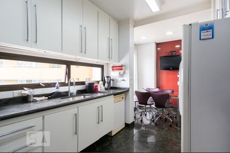 Apartamento à venda com 144m², 3 quartos e 3 vagasCozinha