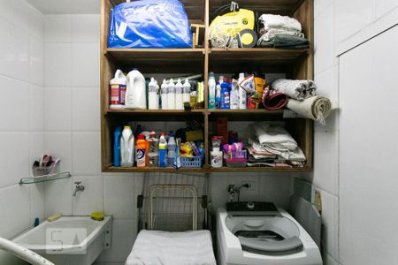 Casa à venda com 150m², 3 quartos e 2 vagas Casa à venda com 150m², 3 quartos e 2 vagasÁrea de Serviço