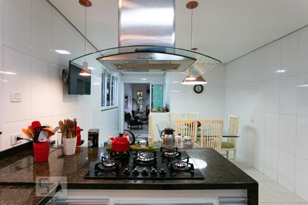 Casa à venda com 150m², 3 quartos e 2 vagas Casa à venda com 150m², 3 quartos e 2 vagasCozinha