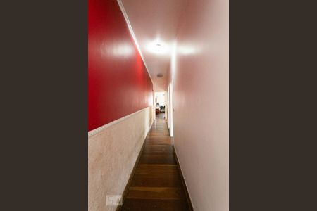 Casa à venda com 150m², 3 quartos e 2 vagas Casa à venda com 150m², 3 quartos e 2 vagasCorredor